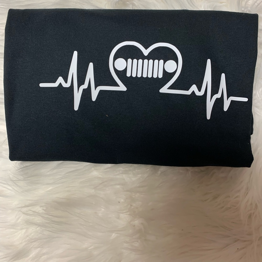 Brand new unisex Jeep heartbeat T-shirt